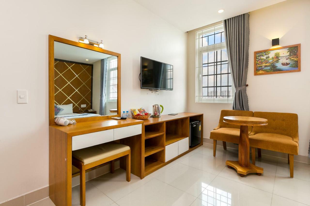 Oyo 231 Thien Cung Hotel Bandar Ho Chi Minh Luaran gambar